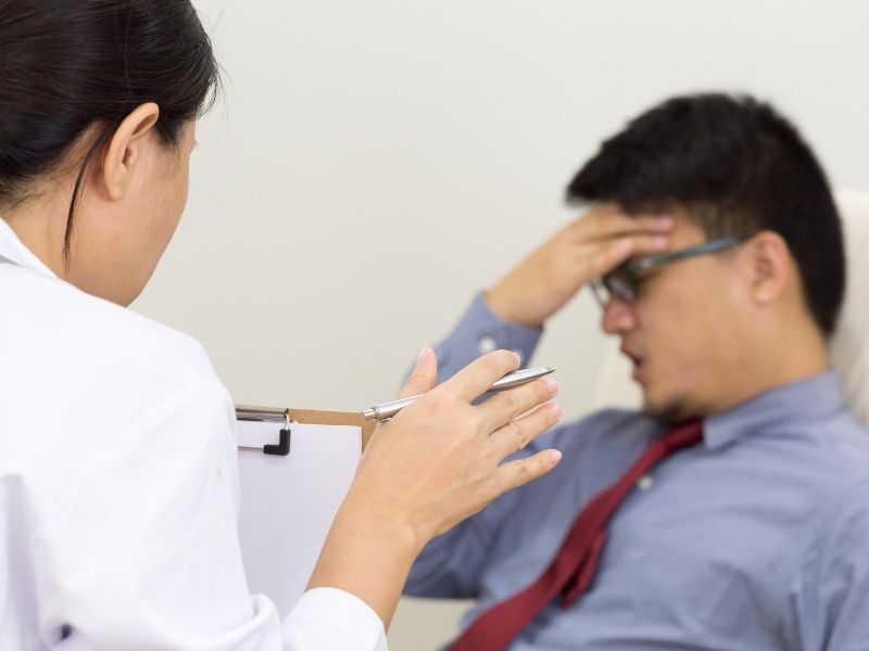 dissosiyatif-kimlik-bozuklugu-neden-olur